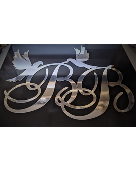 Весільна монограма з ініціалами, іменами молодят та голубами 657, зображення 4