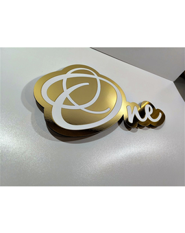 Напис One з підсвіткою для фотозони 909, зображення 1