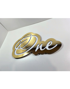 Неоновий One напис з підсвіткою для фотозони 910, зображення 3